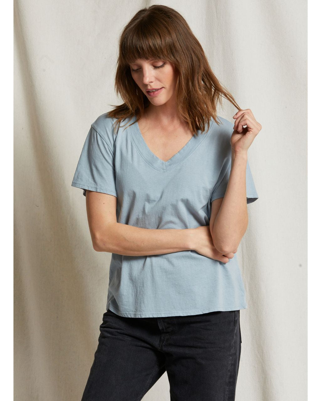 Hendrix - Cotton Boxy V Neck Tee - Seasonal colors