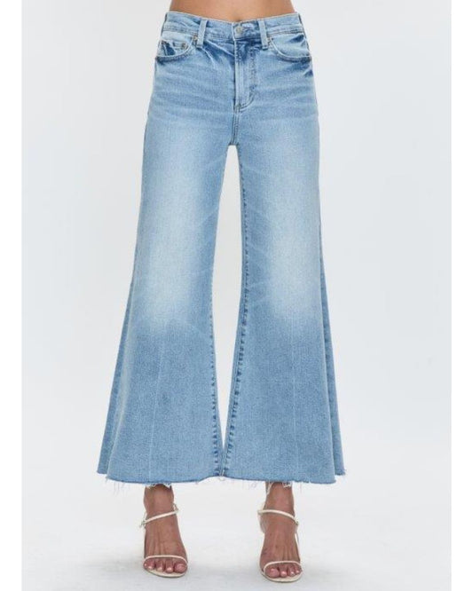 Izzy Mid-Rise Wide Leg Crop